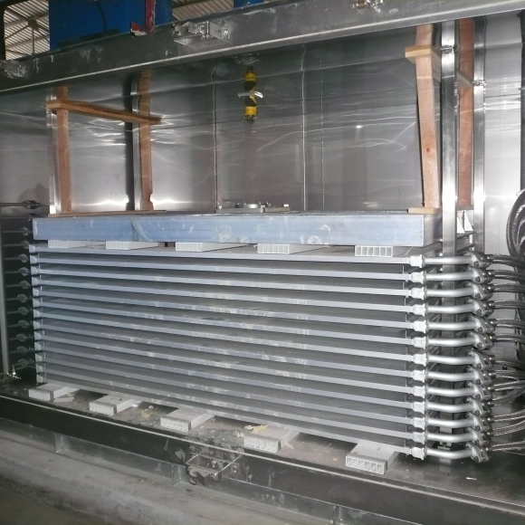 Tủ Đông Tiếp Xúc Hiệp Tân